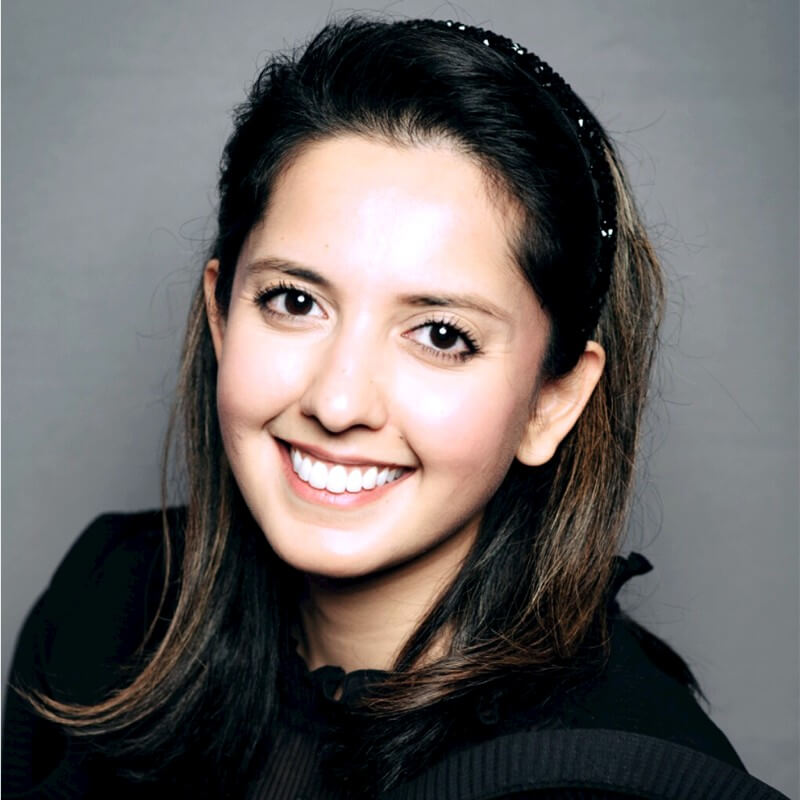 Sania Khan - Professional Portrait
